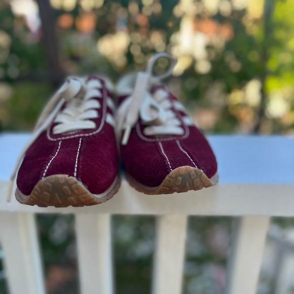 Nine West Burgundy and Cream Sneakers Cloud 9 Size 51/2 Women's Burgandy Y2K - Picture 4 of 11